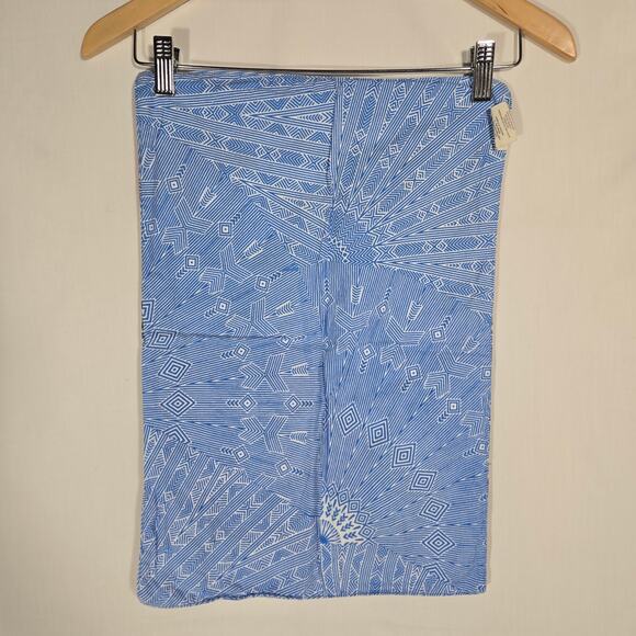 Anthropologie Tea Towel Flowers Cottage 19x13 Home Decor Artsy Kitschy Spring - Picture 5 of 6